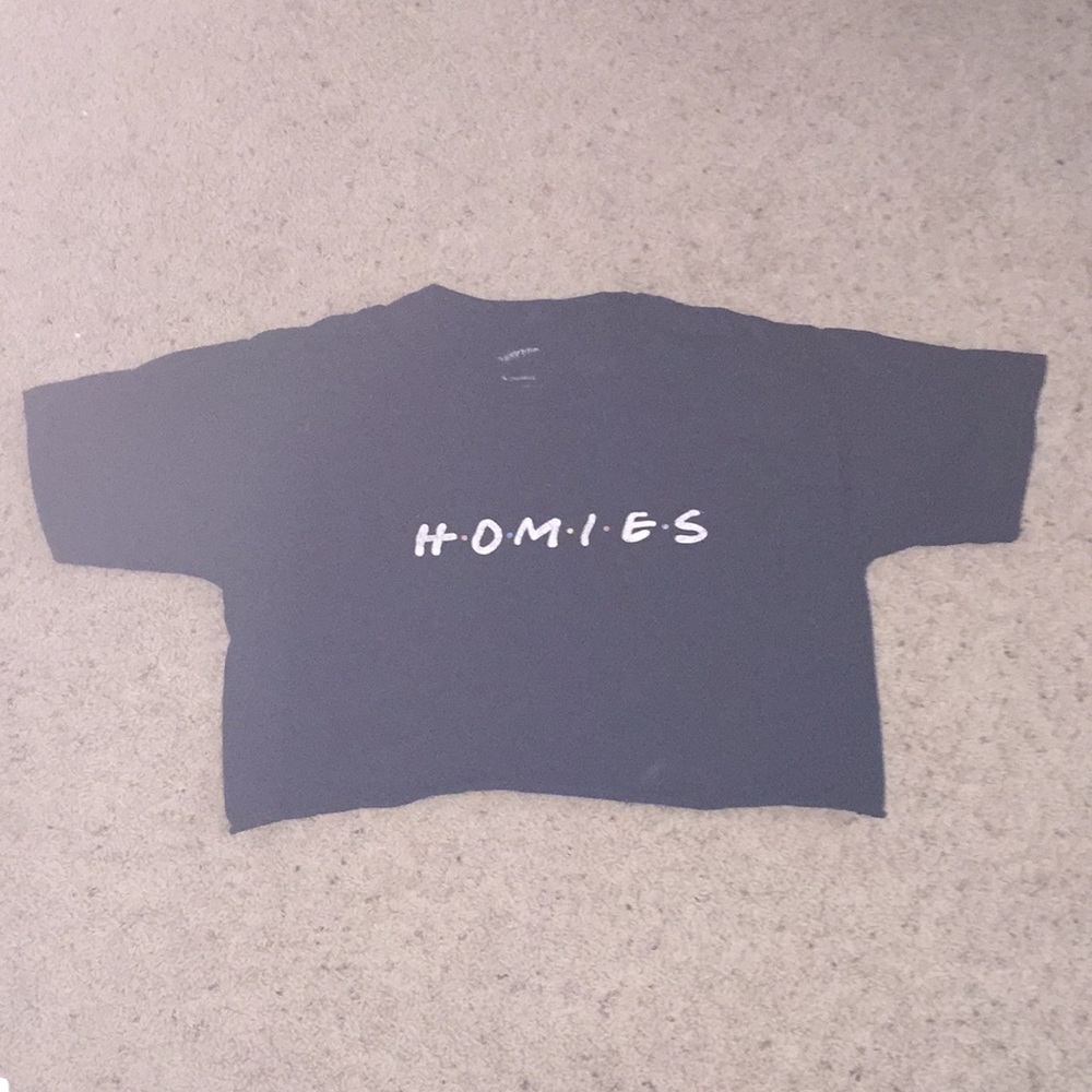 Black h•o•m•i•e•s crop top